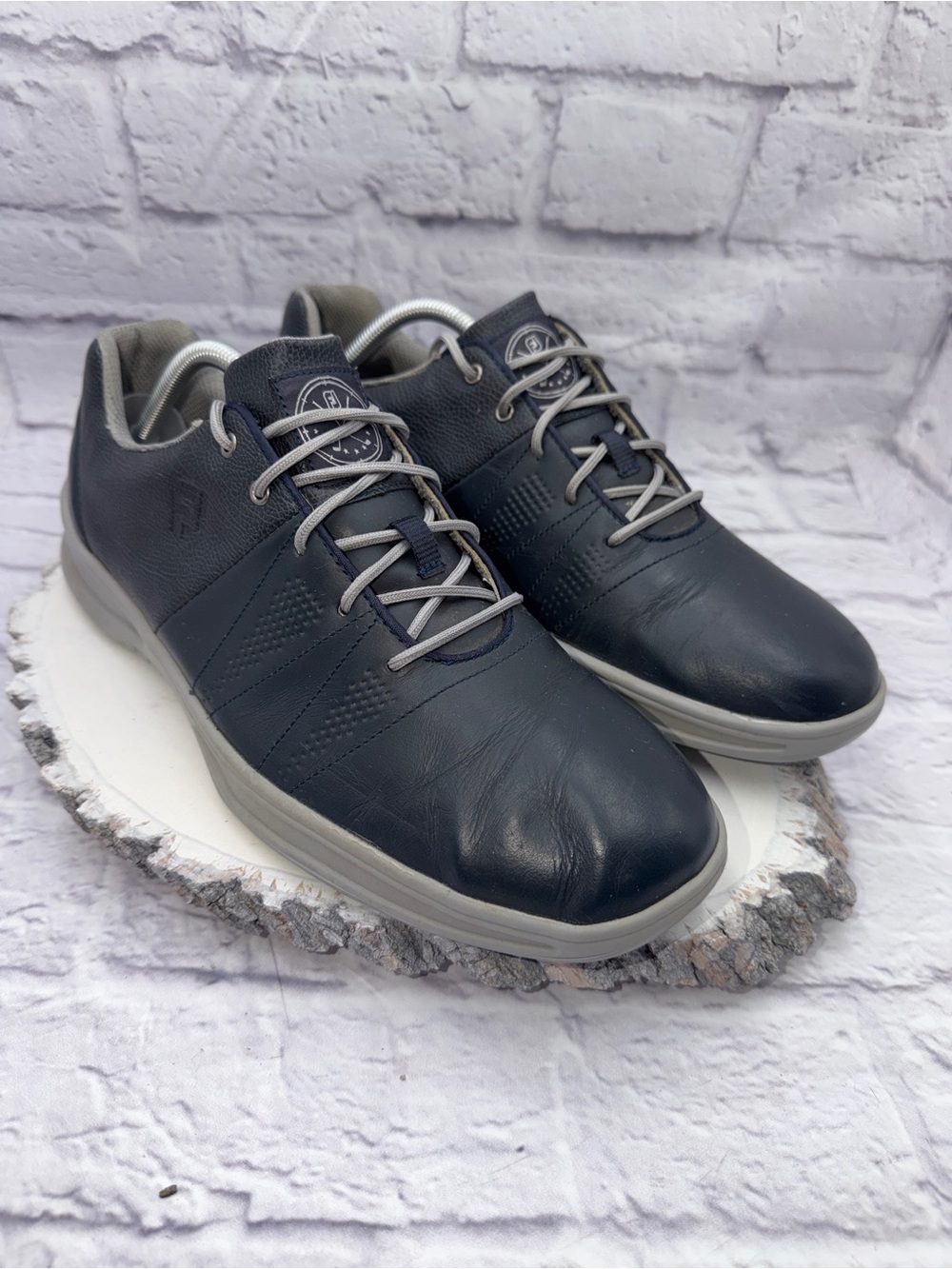 FootJoy Men's Contour Casual Spikeless Golf Shoes Size 11 M Navy